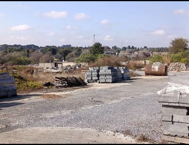 FARM FOR SALE IN BREDELL